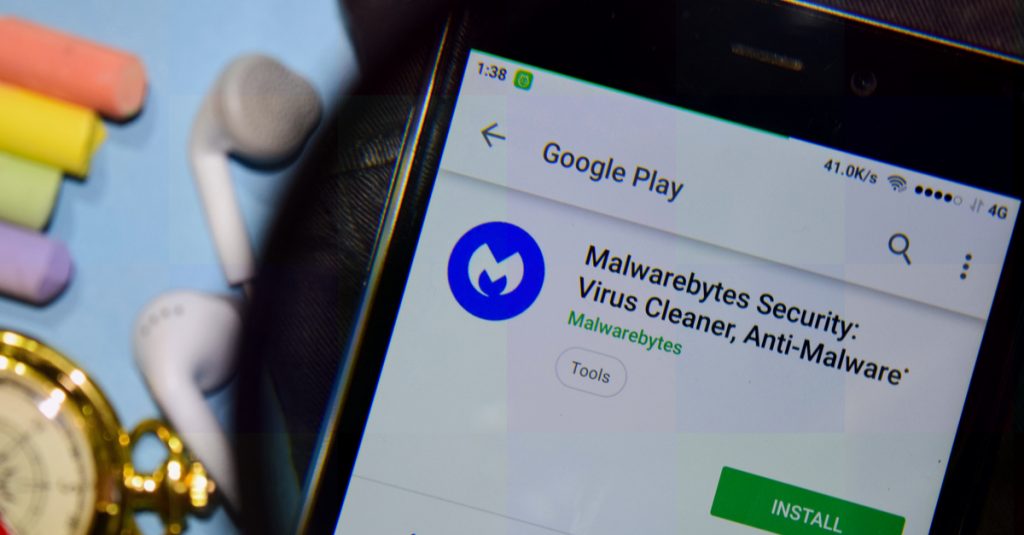 Malwarebytes vs Avast: What Antivirus Is Better Thumbnail